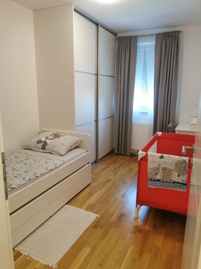 Eurorail Logistics Apartment Zagreb Extérieur photo